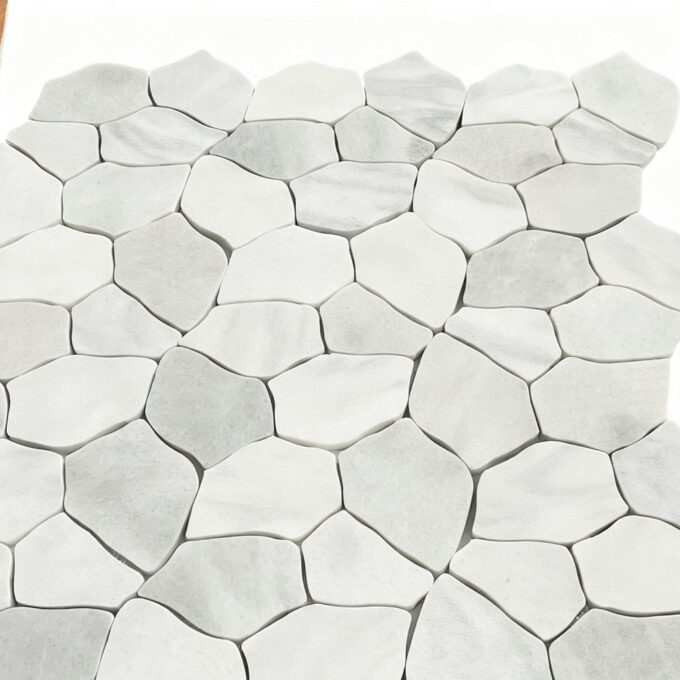 Natural white irregular marble Mosaic tiles